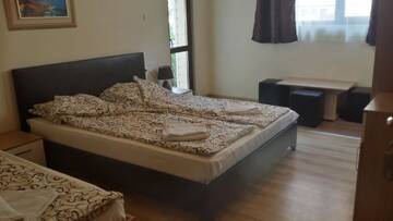 Фото номера Трехместный номер, вид на сад Гостевой дом Guest House Sv Nikola г. Ахтопол 8
