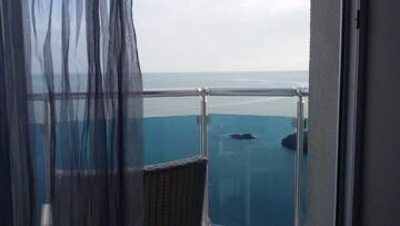 Фото номера Двухместный номер с 1 кроватью с видом на море Отель Agata Beach г. Ахтопол 10