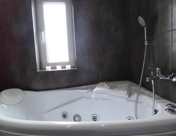 Фото номера Двухместный номер с 1 кроватью с видом на море Отель Agata Beach г. Ахтопол 12